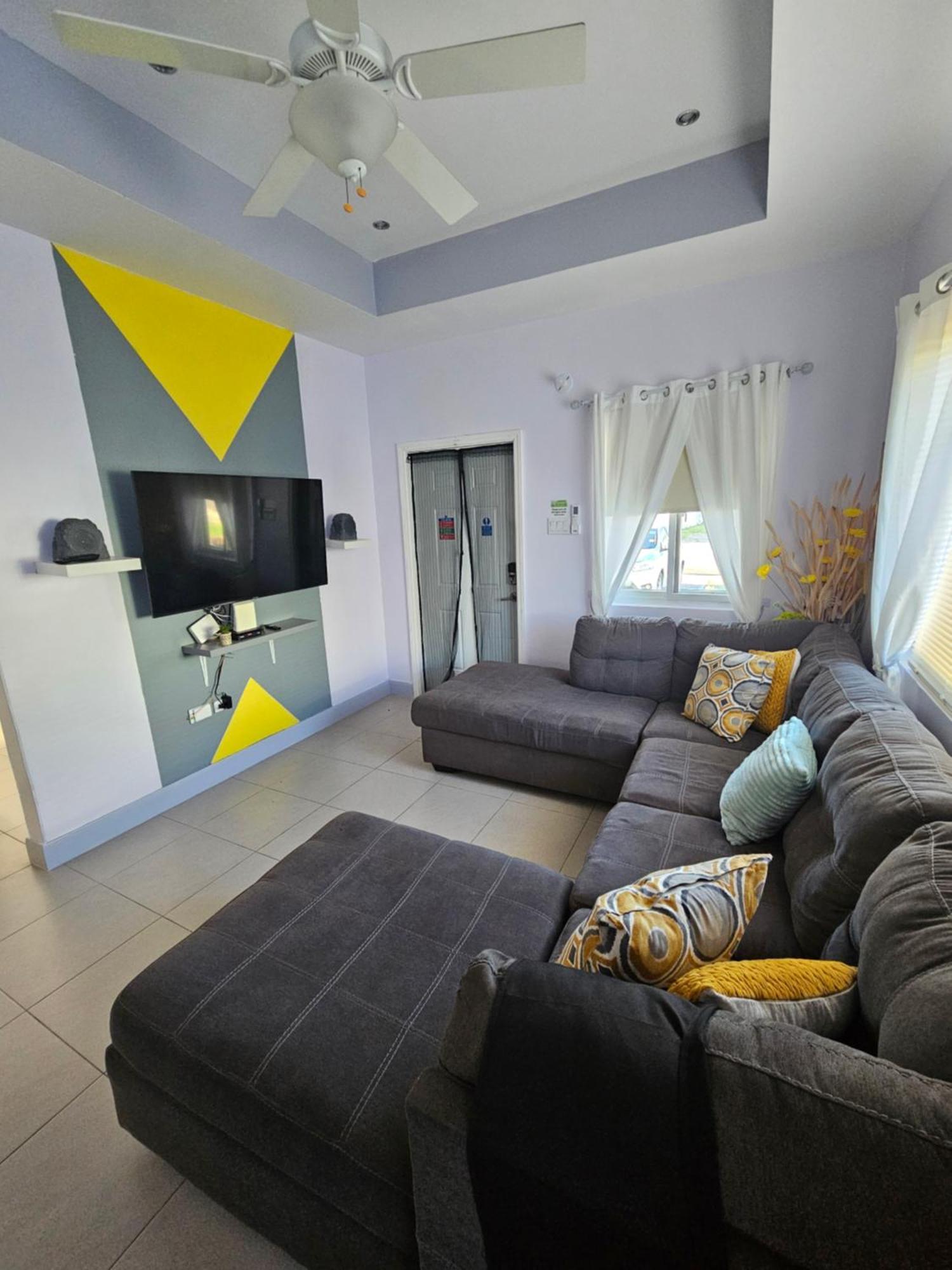 לוסאה Summer Breeze Villa מראה חיצוני תמונה
